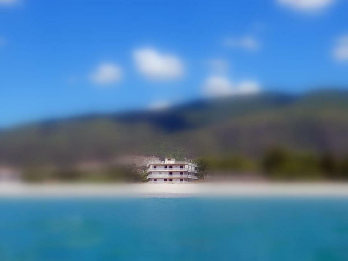 Medusa Beach Apartment, アスプロヴァルタ エクステリア 写真